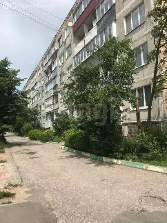 3-комнатная квартира: Серпухов, улица Стачек, 30 (70.9 м) - Фото 1