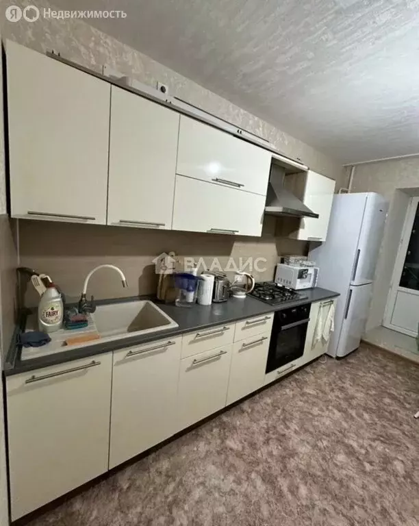 1-комнатная квартира: Нижнекамск, проспект Шинников, 38 (38 м) - Фото 2