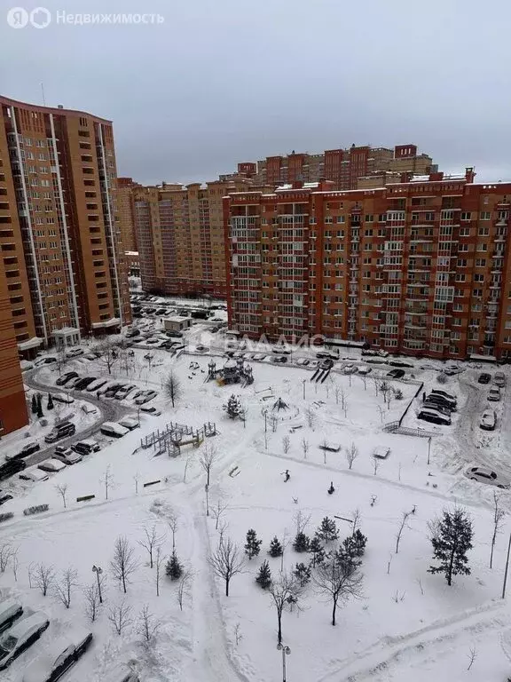 3-комнатная квартира: посёлок городского типа ВНИИССОК, Бородинская ... - Фото 1