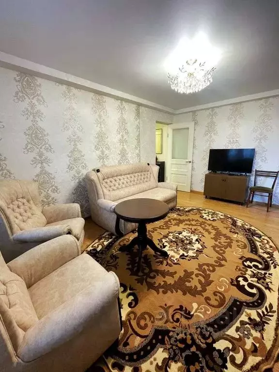2-к кв. Ставропольский край, Ессентуки Озерная ул., 2 (49.0 м) - Фото 0