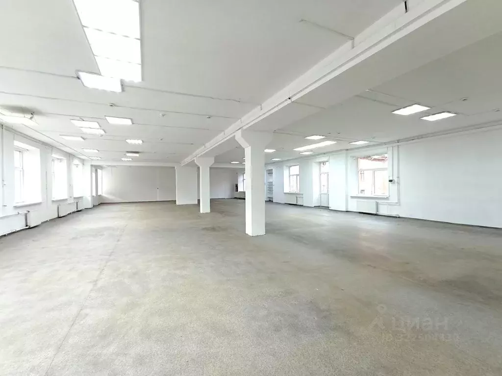 Офис в Санкт-Петербург Дегтярная ул., 5-7 (426 м) - Фото 1