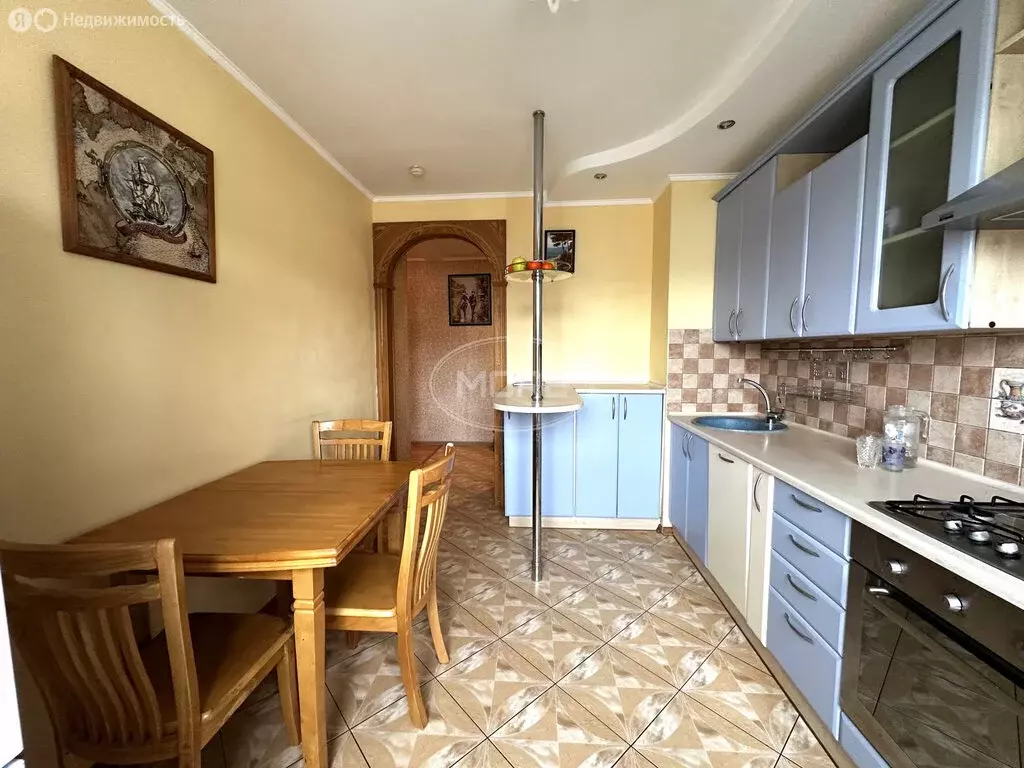 2-комнатная квартира: Калининград, Артиллерийская улица, 48 (56 м) - Фото 1
