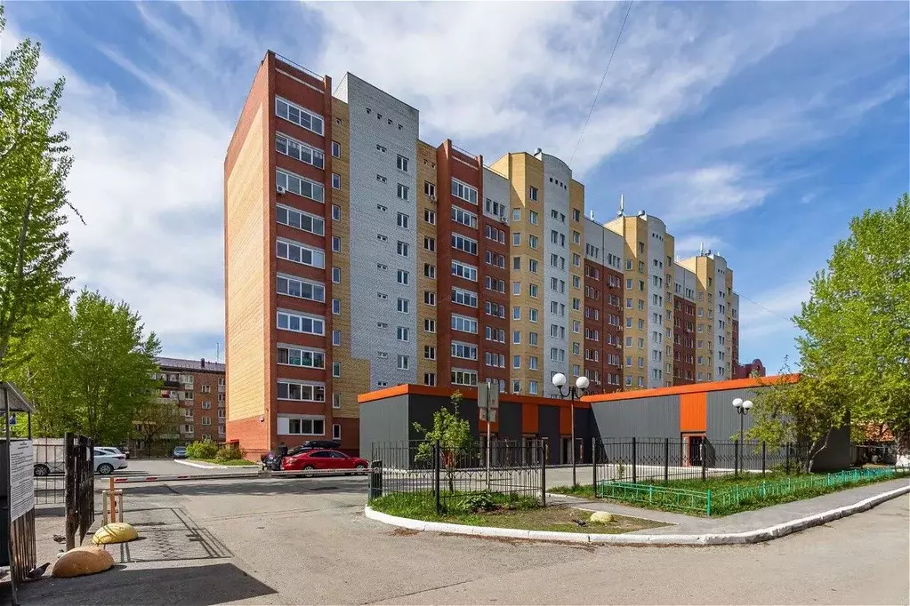 Помещение свободного назначения в Тюменская область, Тюмень ул. Мира, ... - Фото 1