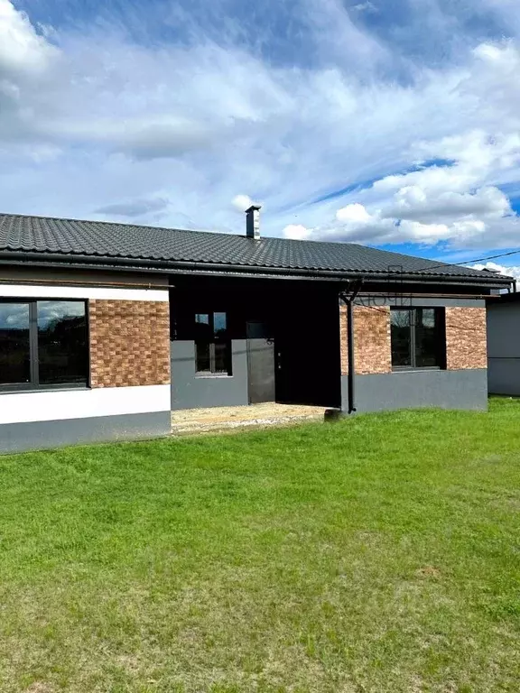 Таунхаус в Челябинская область, Магнитогорск Приуральский кп, ул. ... - Фото 0