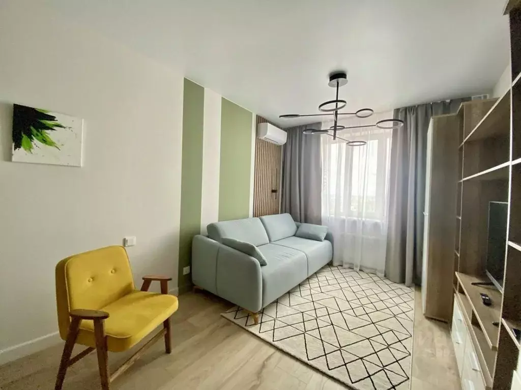 1-к кв. Волгоградская область, Волгоград ул. Качинцев, 79Б (40.0 м) - Фото 2