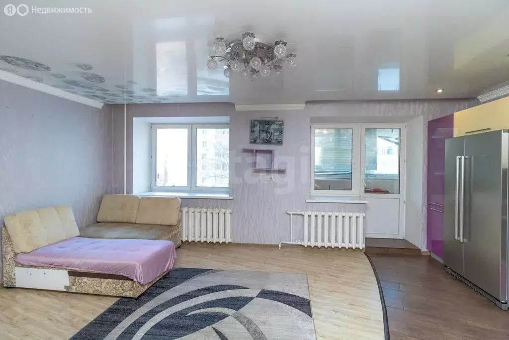 2-комнатная квартира: Тюмень, Магаданская улица, 5 (64.3 м) - Фото 2