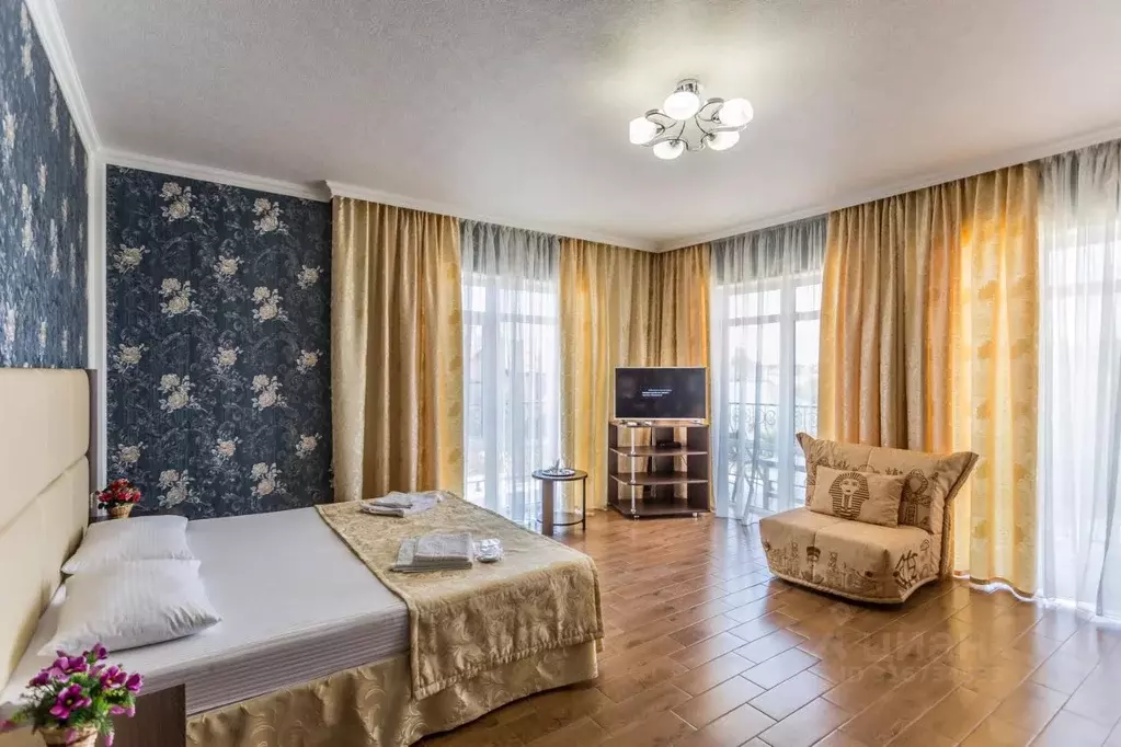 Комната Краснодарский край, Геленджик Десантная ул., 26Б (37.0 м) - Фото 1