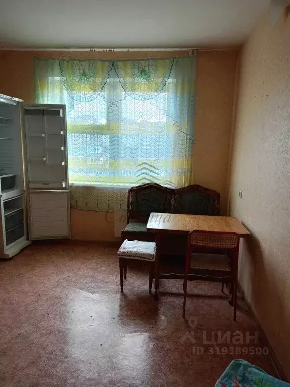 2-к кв. Белгородская область, Старый Оскол Степной мкр, 8 (61.6 м) - Фото 1