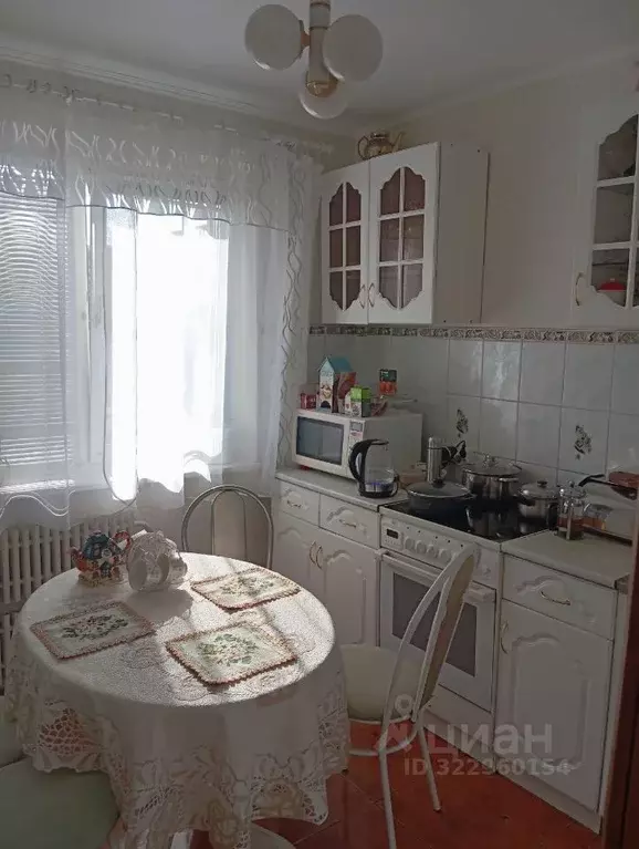 3-к кв. Самарская область, Тольятти ул. 70 лет Октября, 9 (65.7 м) - Фото 2