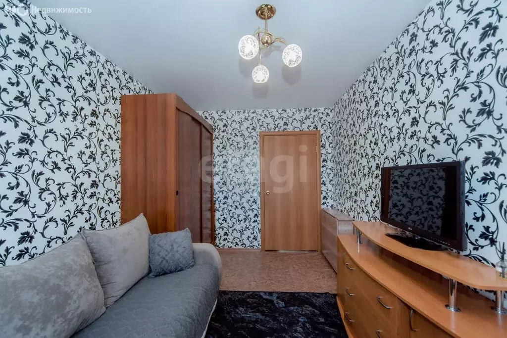 3-комнатная квартира: Бийск, улица Александра Матросова, 31 (60.1 м) - Фото 2