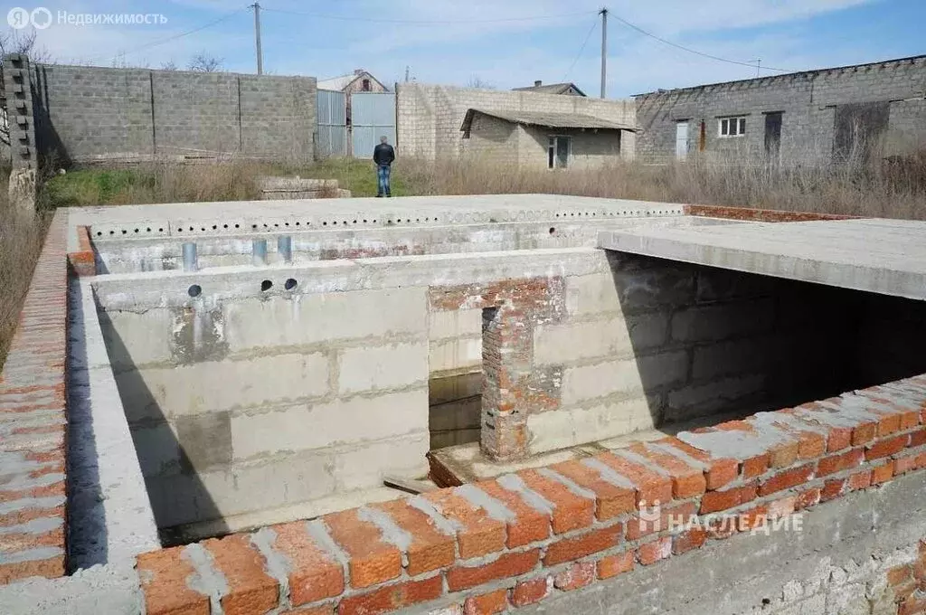 Дом в хутор Богатов, Набережная улица, 32 (100 м) - Фото 1