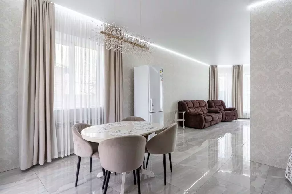 Дом в Татарстан, с. Высокая Гора ул. Победы, 12 (180 м) - Фото 1