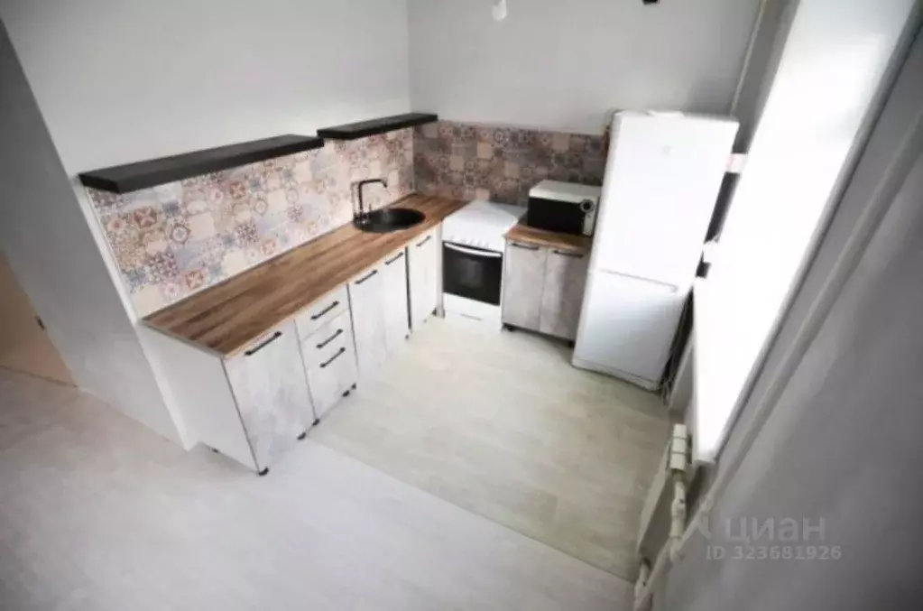 4-к кв. Саха (Якутия), Якутск ул. Дзержинского, 25/1 (61.7 м) - Фото 1