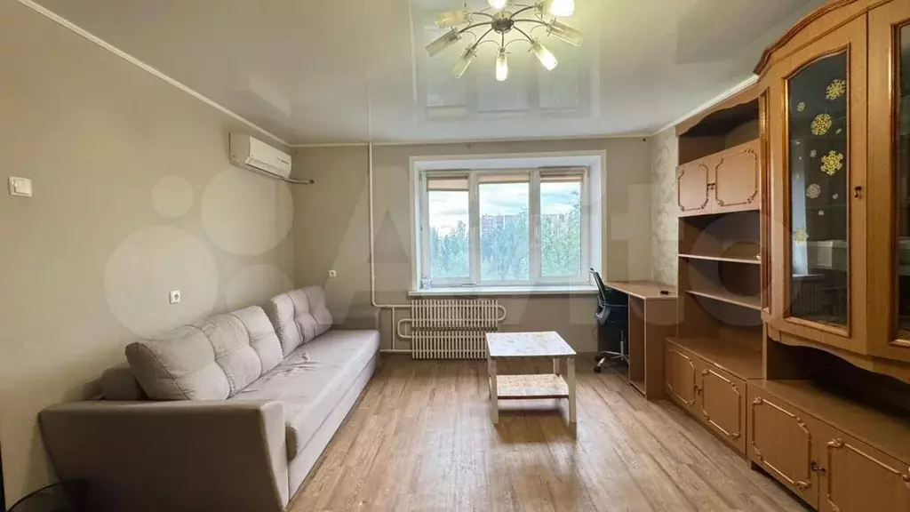 1-к. квартира, 42,8 м, 9/13 эт. - Фото 0