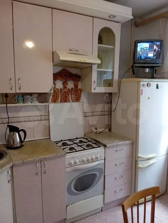 2-к. квартира, 54 м, 4/9 эт. - Фото 0