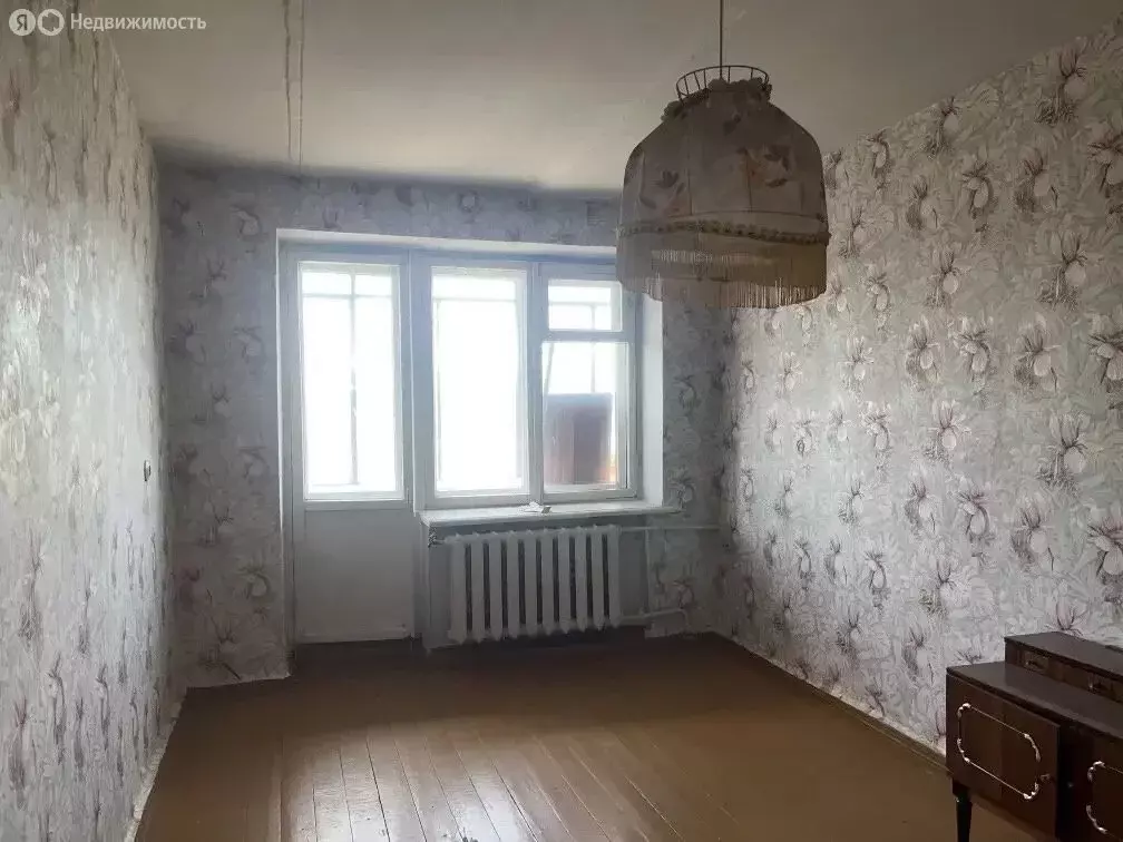 3-комнатная квартира: Еманжелинск, улица Чкалова, 4 (61.3 м) - Фото 2
