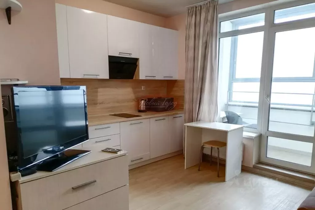 Студия Тюменская область, Тюмень ул. Владимира Бахарева, 3к1 (25.0 м) - Фото 2