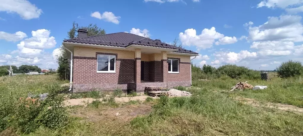 Дом в Пензенская область, Бессоновский район, с. Чемодановка ул. ... - Фото 1