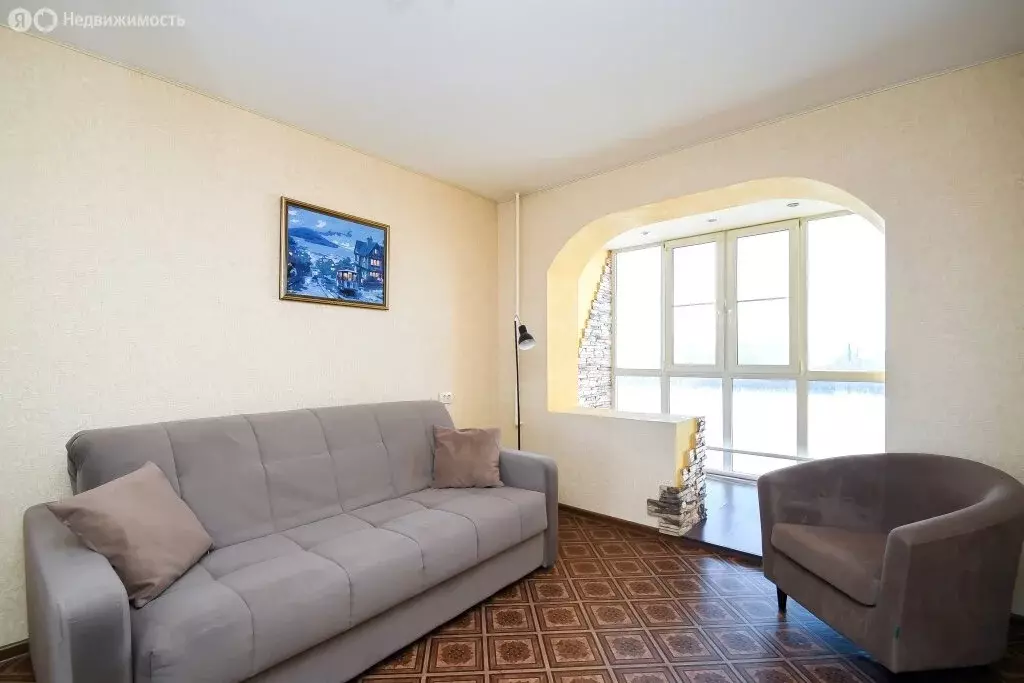 3-комнатная квартира: Омск, Волочаевская улица, 17Ж (55.9 м) - Фото 1