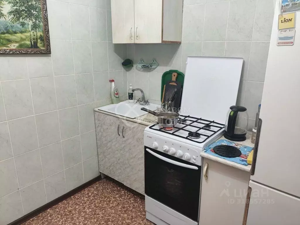 1-к кв. Волгоградская область, Волгоград ул. 7-й Гвардейской, 16 (30.8 ... - Фото 0