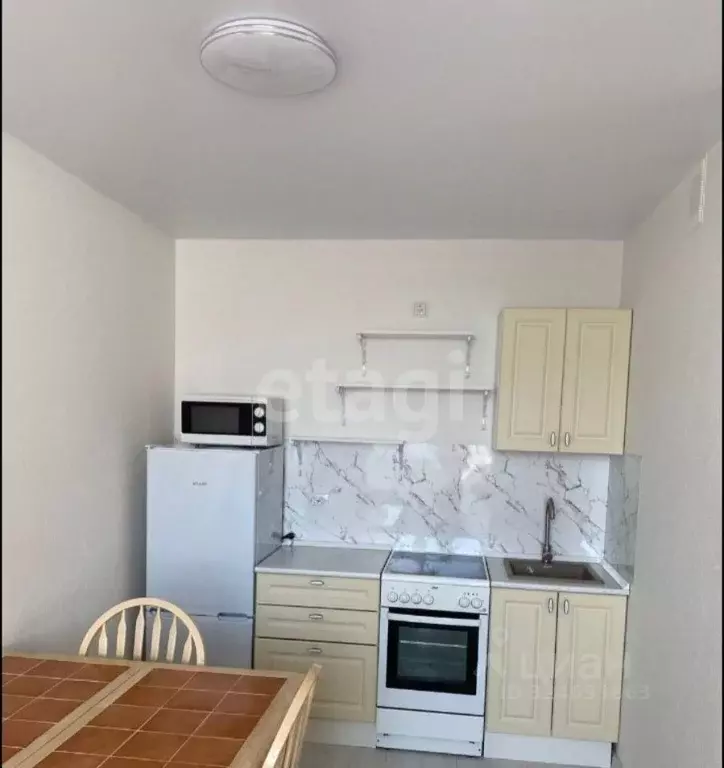 1-к кв. Тюменская область, Тюмень ул. Первооткрывателей, 10 (38.0 м) - Фото 1