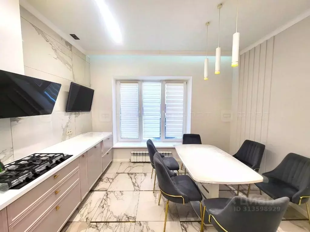 Дом в Татарстан, с. Высокая Гора ул. Марии Кузнецовой (295 м) - Фото 1