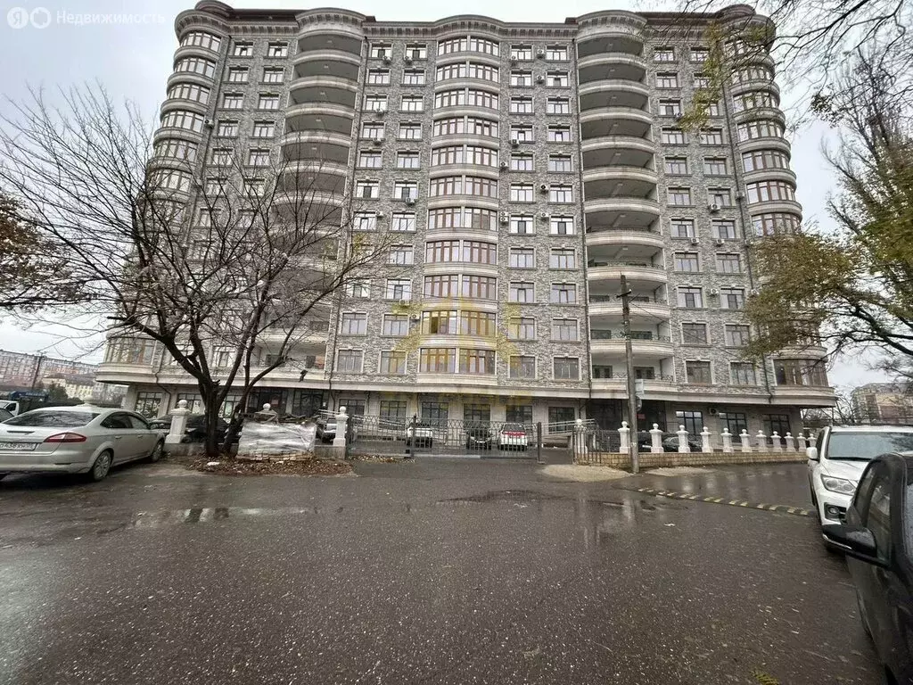 2-комнатная квартира: Махачкала, улица Арухова, 7 (75 м) - Фото 1