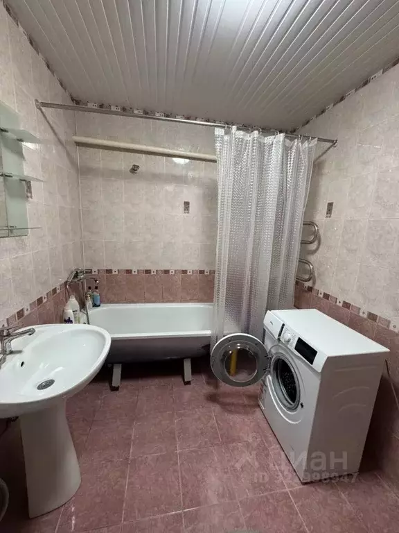 Дом в Ставропольский край, Ставрополь ул. Репина, 26 (50 м) - Фото 1