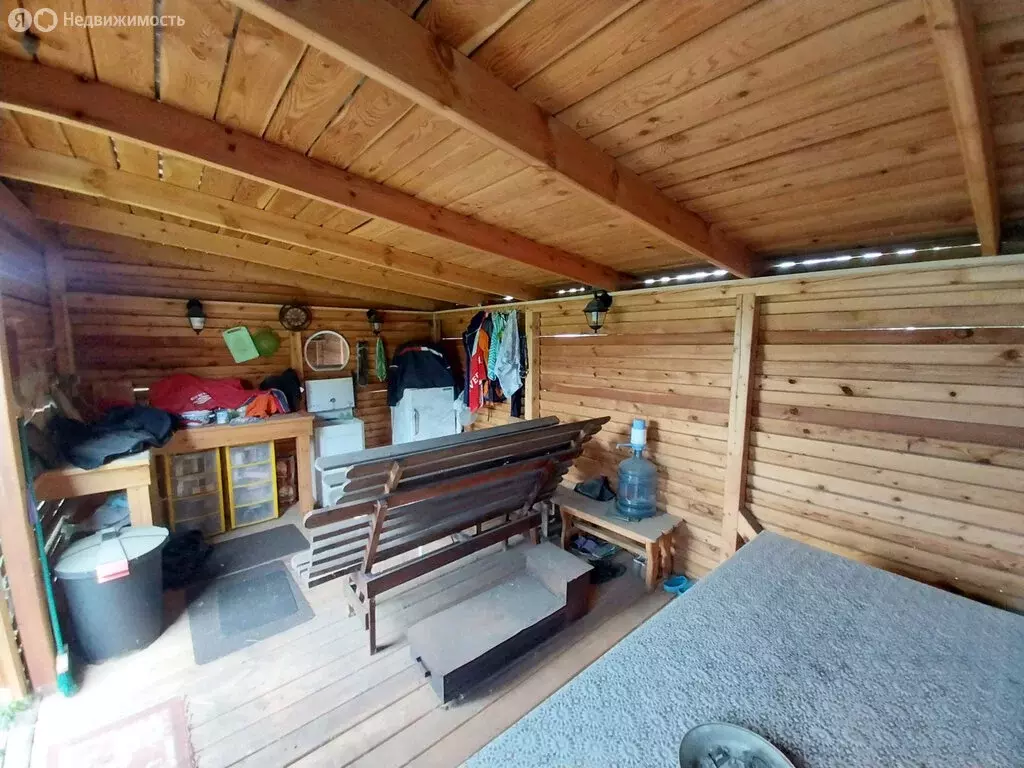 Дом в посёлок городского типа Староуткинск, улица Ленина, 52 (20 м) - Фото 1