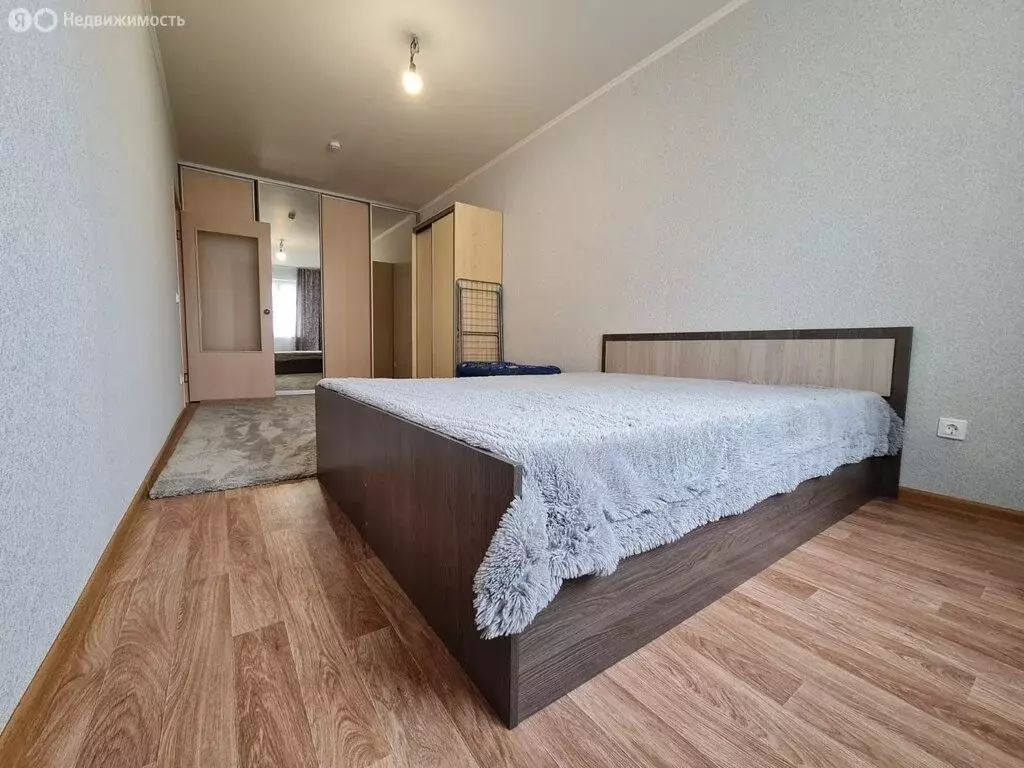 2-комнатная квартира: Пермь, Иньвенская улица, 19 (56.2 м) - Фото 0