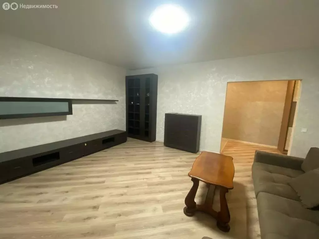 3-комнатная квартира: Старый Оскол, микрорайон Дубрава, квартал 3, 31А ... - Фото 2