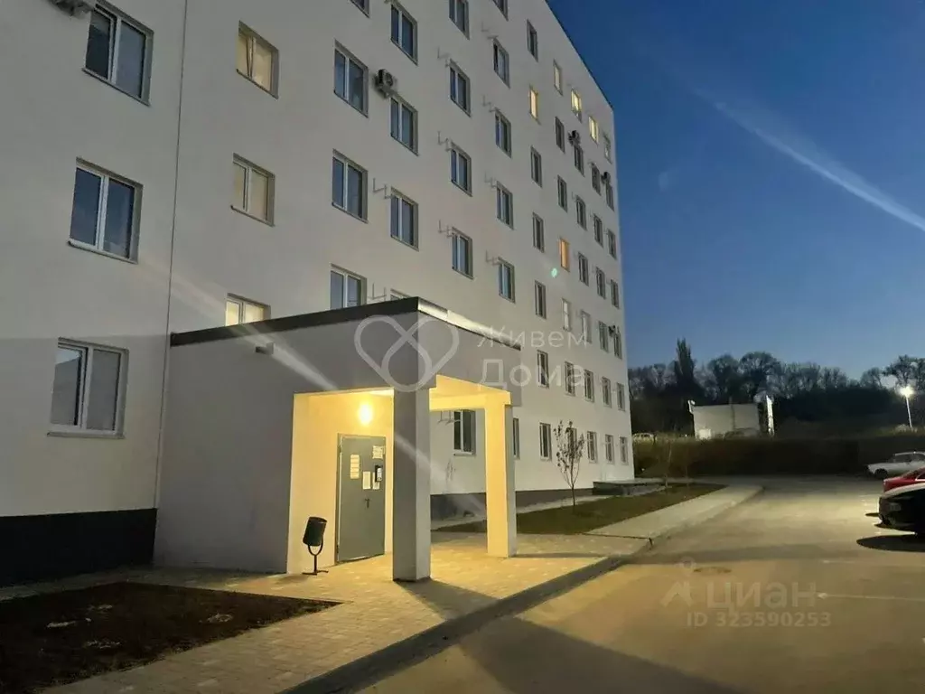 2-к кв. Волгоградская область, Волгоград ул. Ломоносова, 16 (41.4 м) - Фото 1