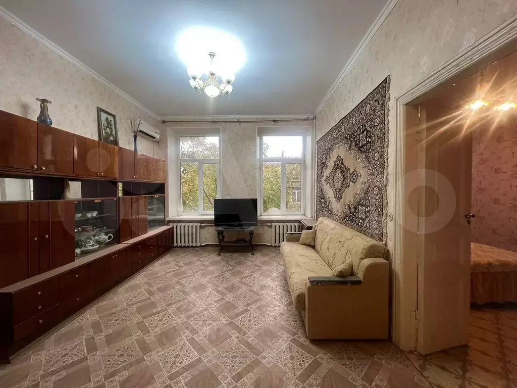 2-к. квартира, 60 м, 2/4 эт. - Фото 0