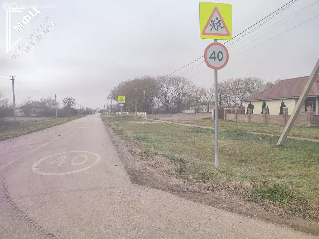 Участок в село Останино, улица Титаренко (8.2 м) - Фото 1