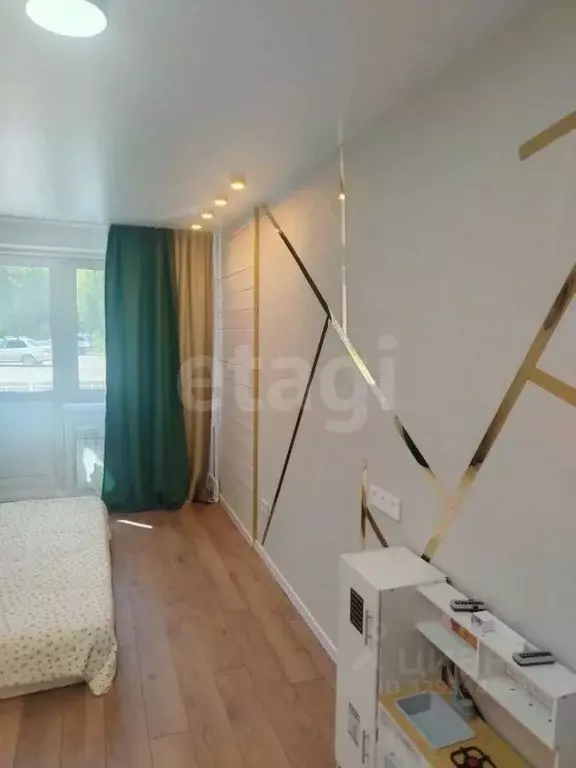 1-к кв. Иркутская область, Ангарск ул. Коминтерна, 18А (39.6 м) - Фото 0