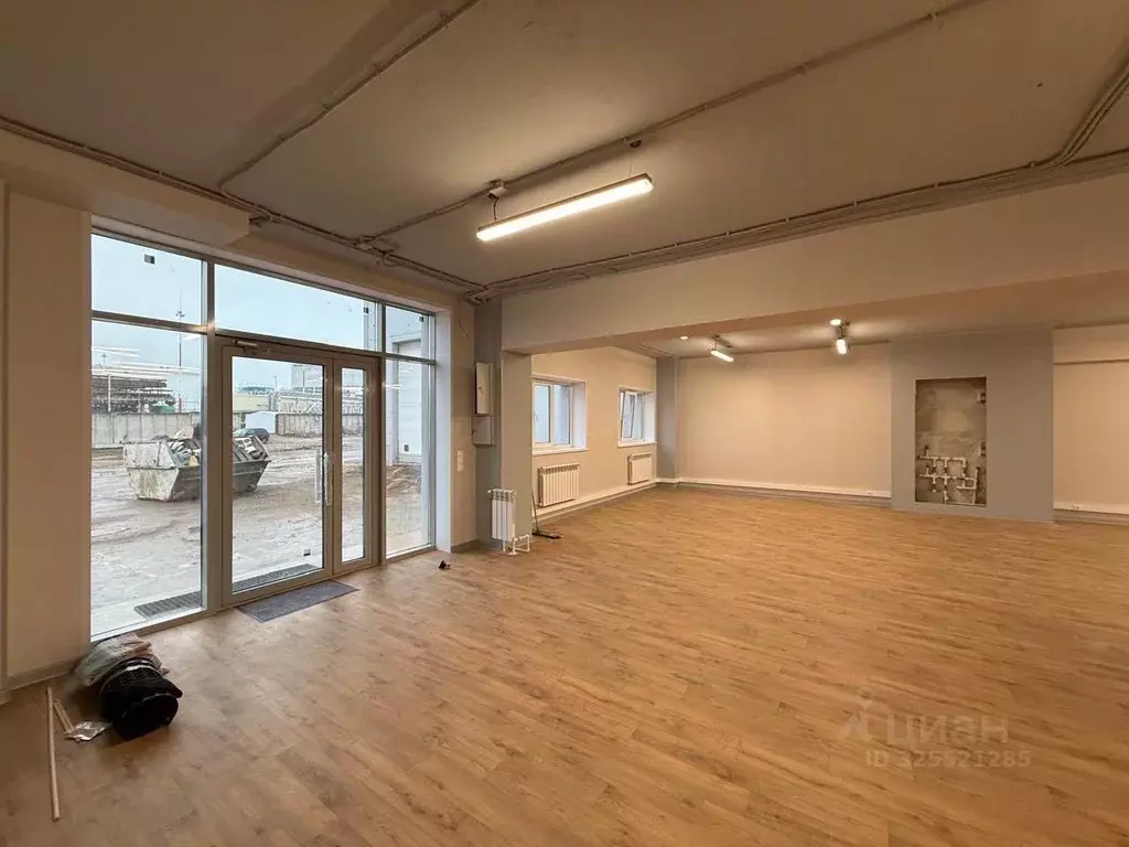 Помещение свободного назначения в Татарстан, Казань ул. Родины, 43 ... - Фото 1