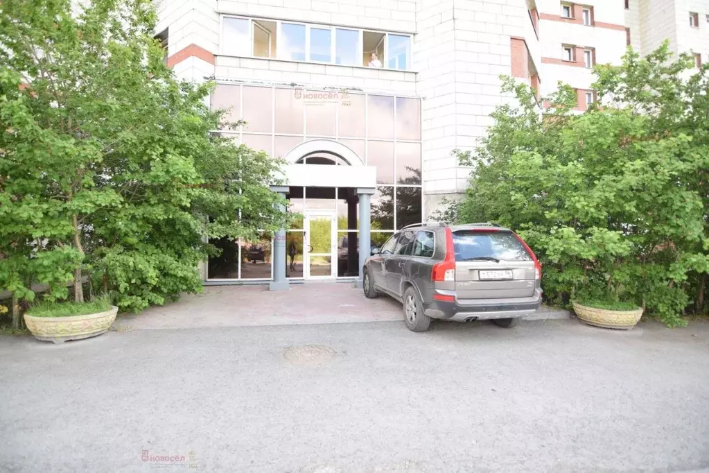 Офис в Свердловская область, Екатеринбург ул. Токарей, 24 (449 м) - Фото 0