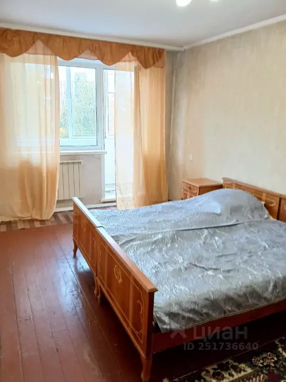2-к кв. Кемеровская область, Новокузнецк ул. Кирова, 85 (46.0 м) - Фото 0