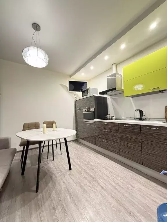 1-к кв. Свердловская область, Екатеринбург ул. Соболева, 19 (47.0 м) - Фото 1