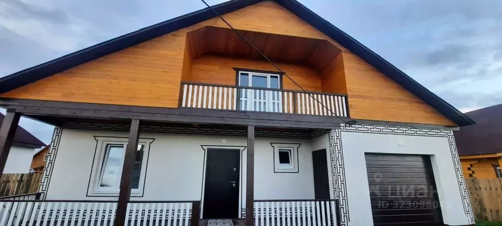 Дом в Иркутская область, Иркутский муниципальный округ, д. Карлук ул. ... - Фото 1