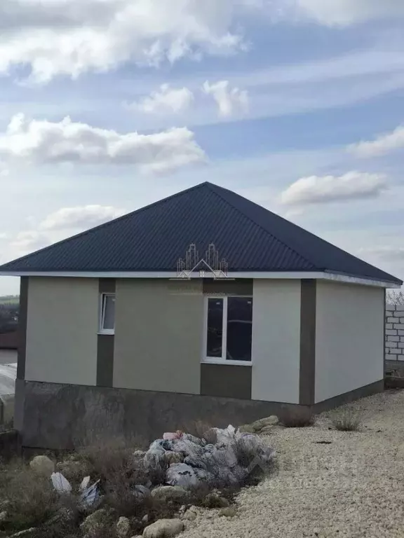 Дом в Крым, Симферопольский район, с. Урожайное ул. Таврическая (94 м) - Фото 1