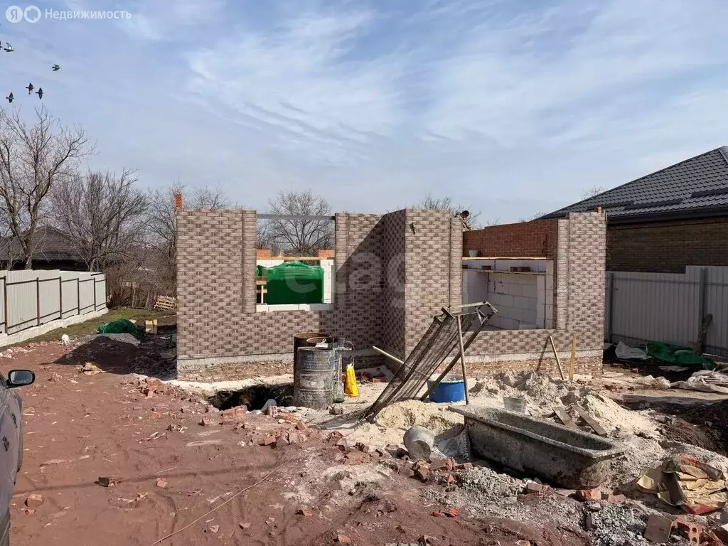 Дом в Новочеркасск, Весенняя улица (90 м) - Фото 1