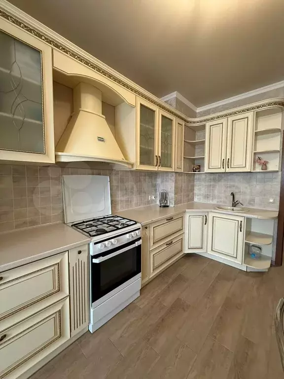 2-к. квартира, 60 м, 7/10 эт. - Фото 1