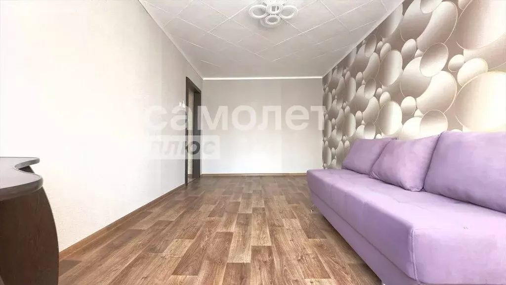 2-комнатная квартира: посёлок городского типа Бачатский, Комсомольская ... - Фото 2