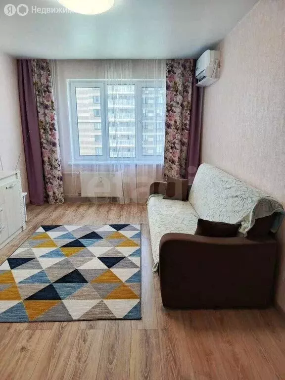 3-комнатная квартира: Воронеж, улица Маршала Одинцова, 25Б/9 (77.3 м) - Фото 1