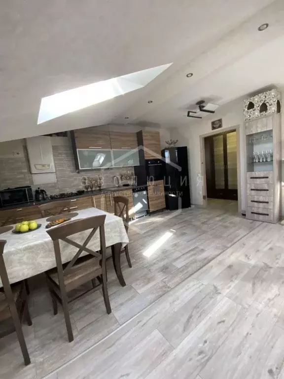 3-к кв. Калининградская область, Гурьевский муниципальный округ, пос. ... - Фото 2