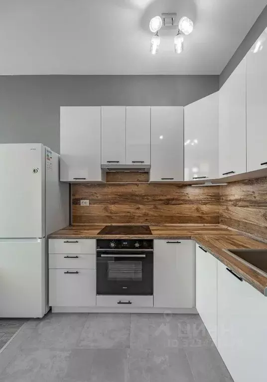 1-к кв. Ленинградская область, Кудрово г. Всеволожский район, ... - Фото 1