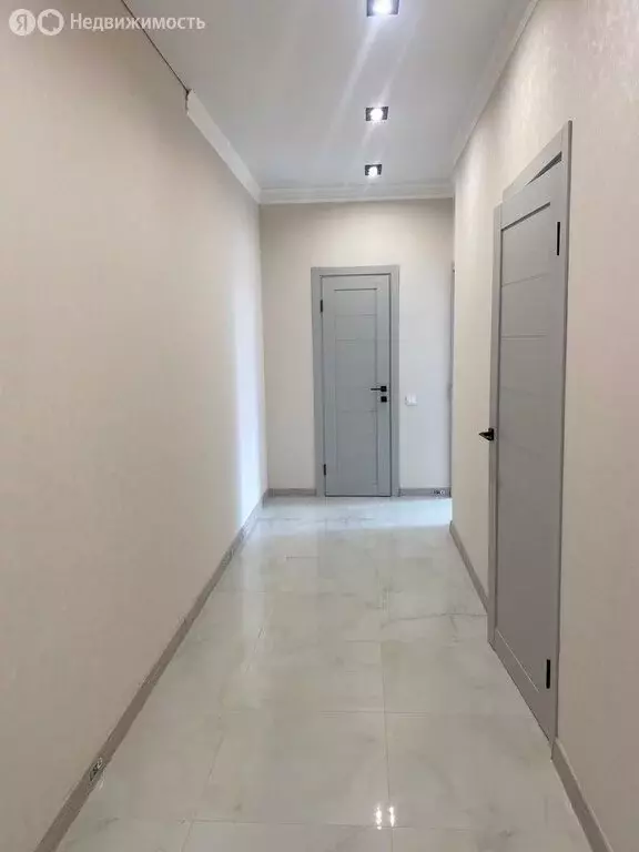 2-комнатная квартира: Ставрополь, улица Кирина, 32 (67 м) - Фото 1