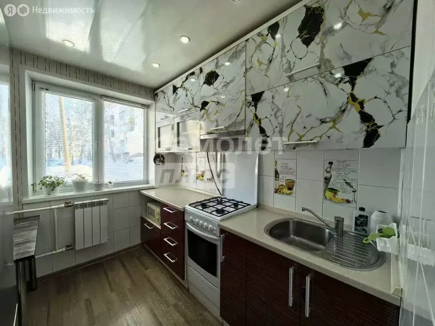 3-комнатная квартира: Йошкар-Ола, улица Строителей, 23 (67 м) - Фото 1