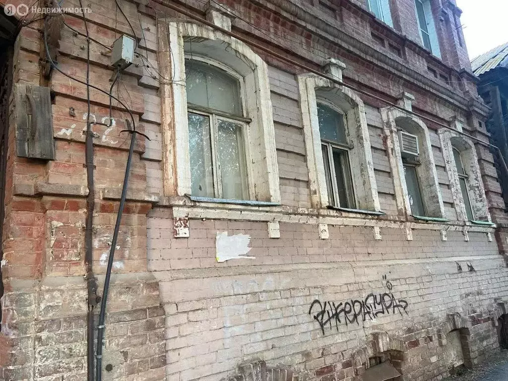 3-комнатная квартира: Астрахань, улица Сен-Симона, 22 (58.9 м) - Фото 1